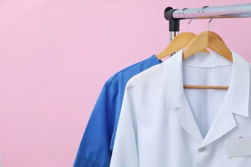 Categoria higienizacao de uniformes com produtos hospitalar de Lavanderia Lava Bem
